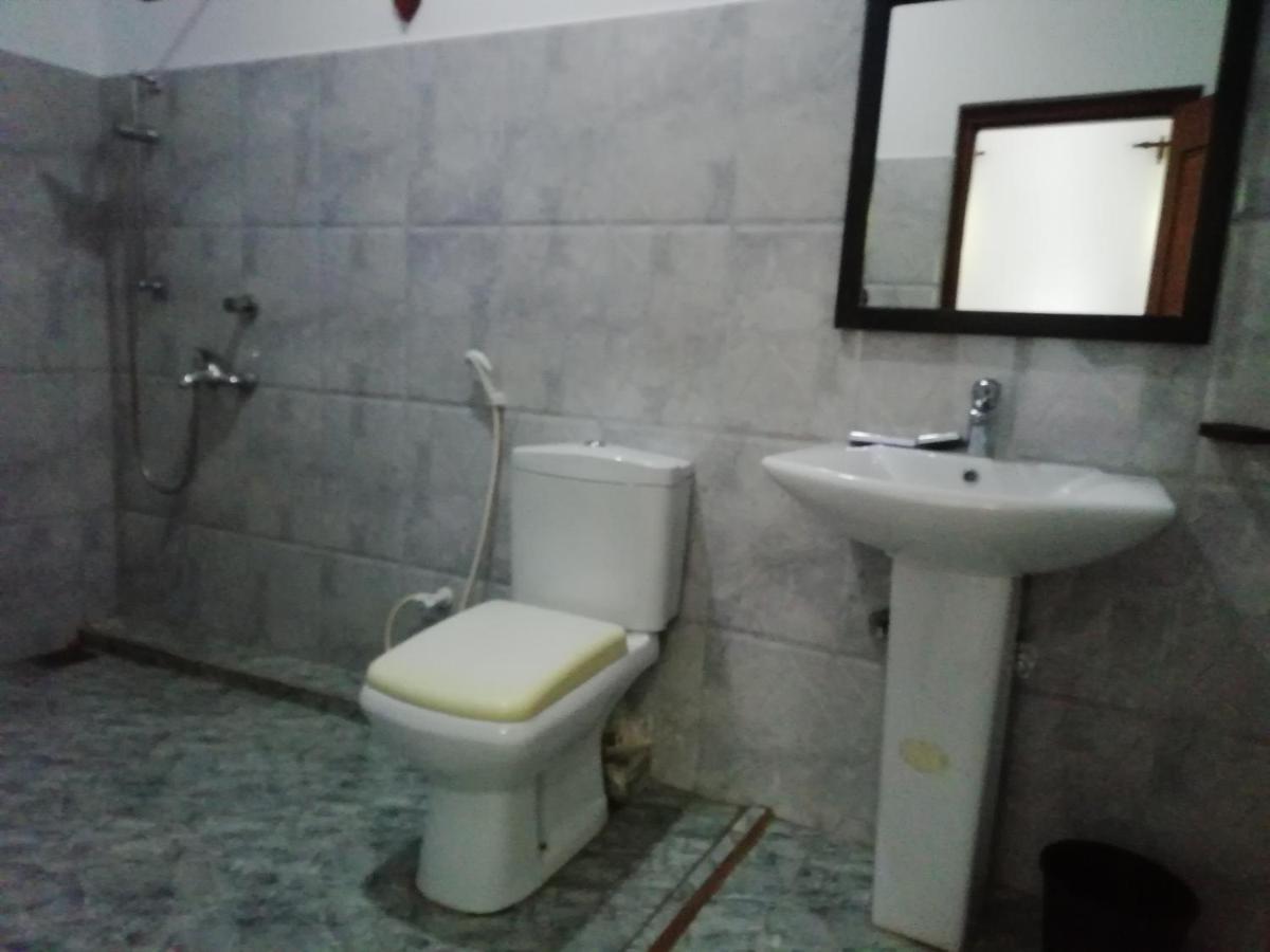 Hotel White Baby à Hikkaduwa Extérieur photo